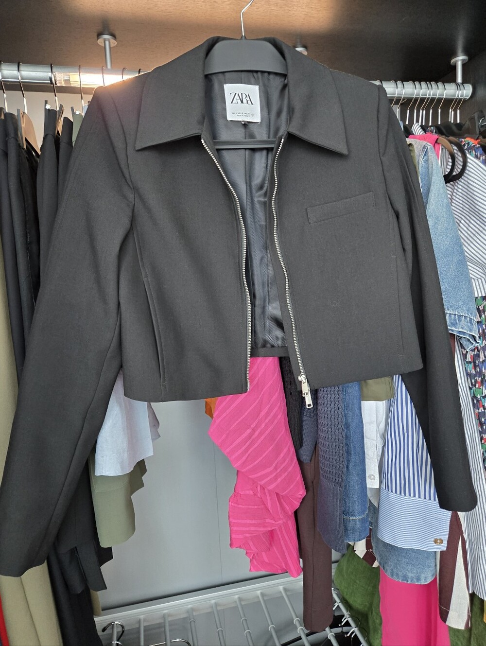 ZARA Black Cropped Zip-Up Blazer